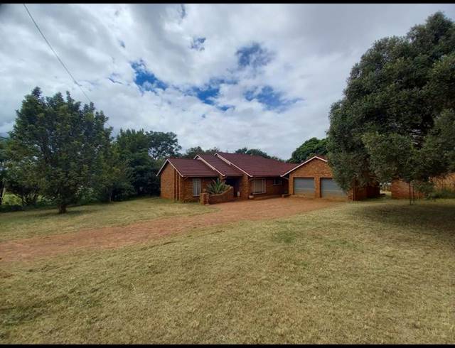 4 BEDROOM HOUSE FOR SALE IN LAERSDRIF